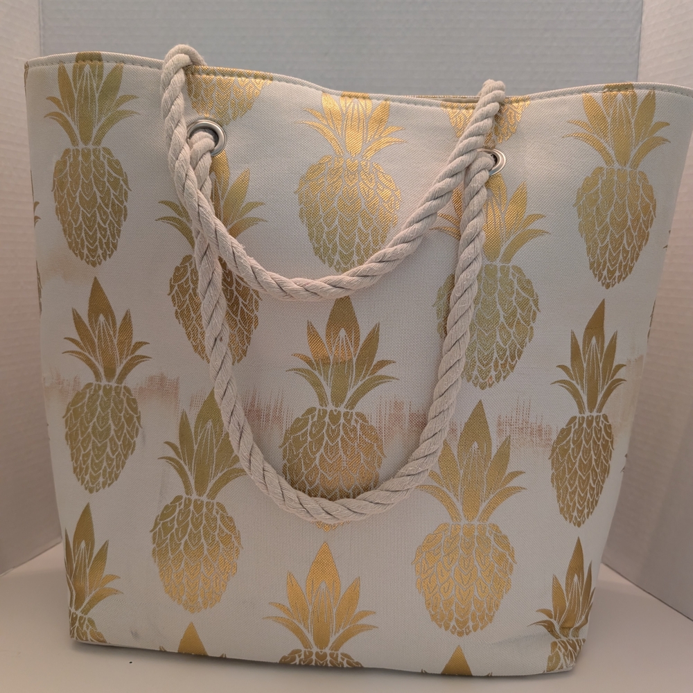 Elegant Gold Pineapple Tote Bag
